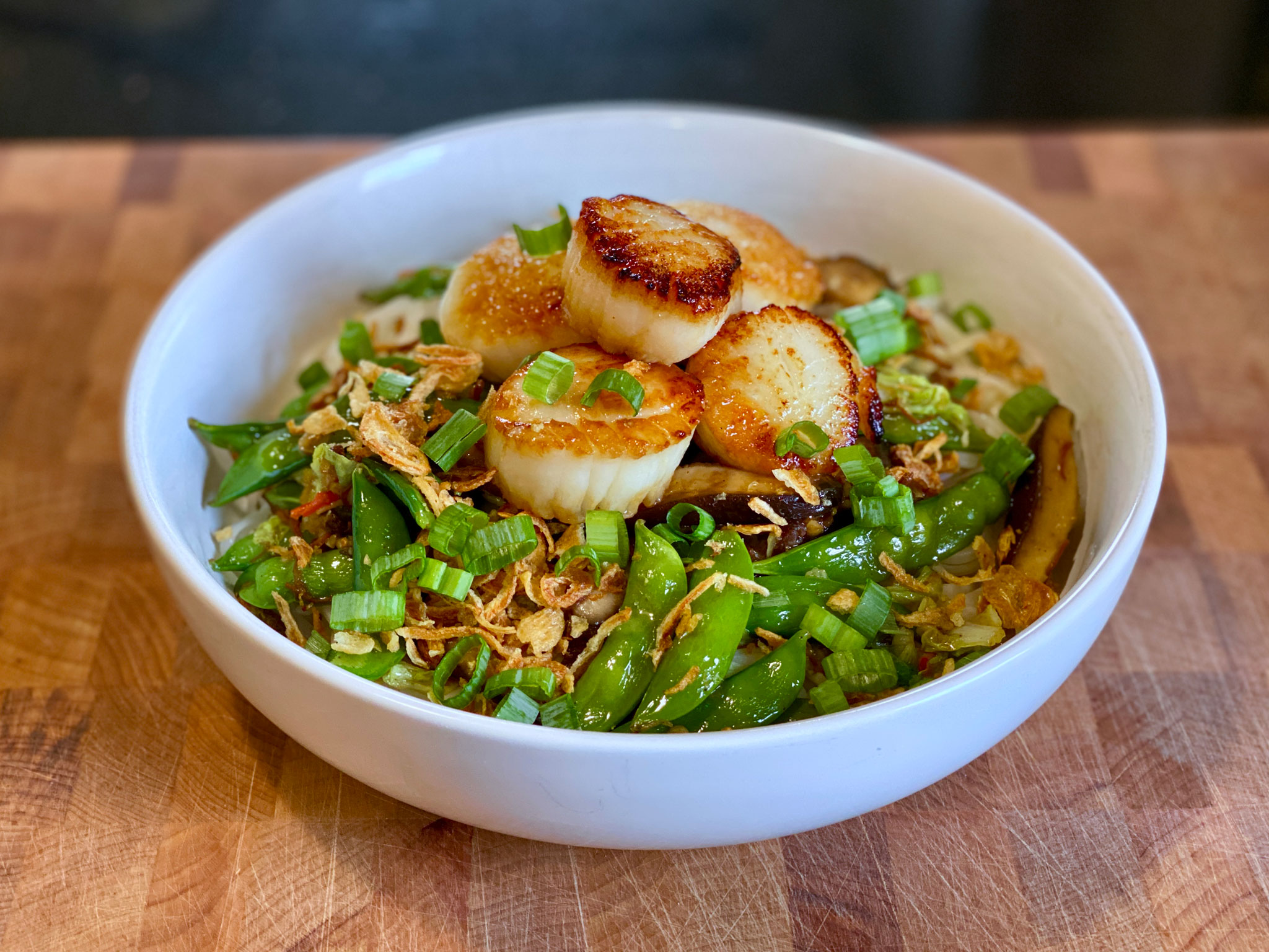 XO Noodles with Seared Scallops